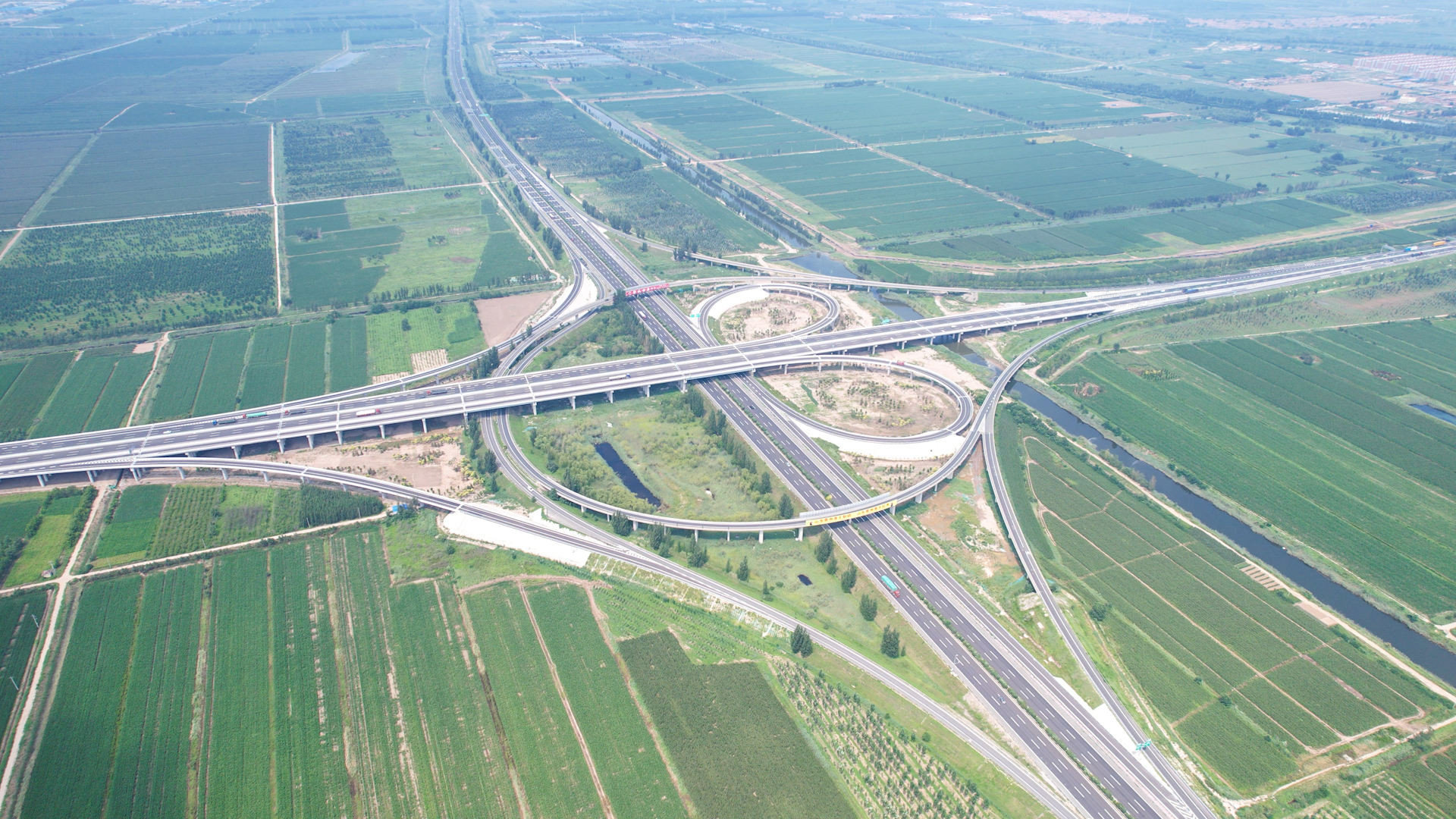 ��ʯ���ٹ�·